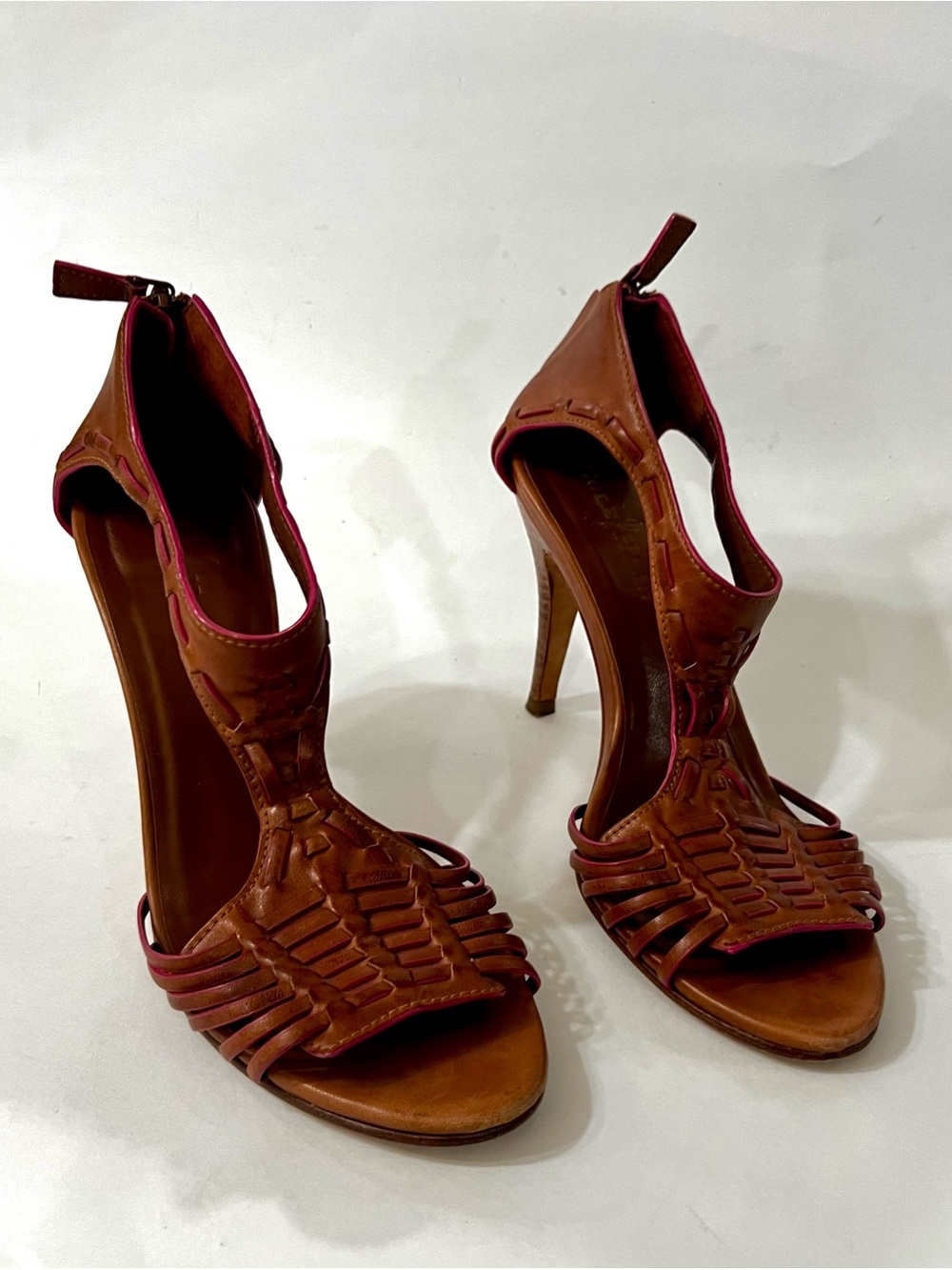 Cole Haan Brown Leather Huarache Heels Sandals Pink Trim Open Toe Heels Size 6.5 - Picture 3 of 9